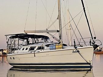 42' Hunter 2004 Yacht For Sale